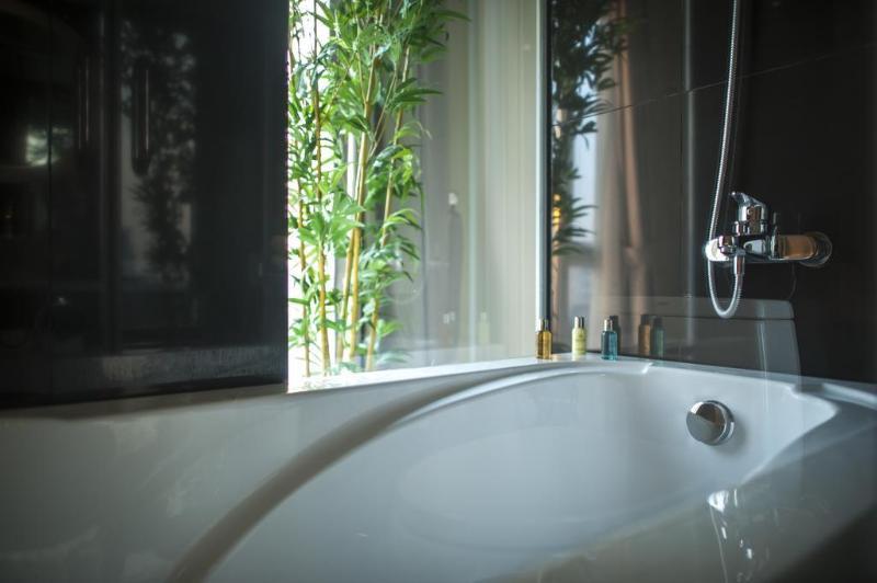 Hanoi Victor Gallery Hotel & Spa Екстериор снимка